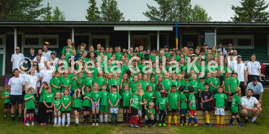 Gruppbild nr 1 Junis Fotbollskola